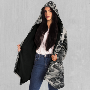 Ethereal Moonlight Cloak (Black Fur)