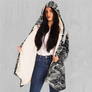 Ethereal Moonlight Cloak (White Fur)