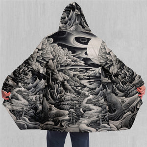 Ethereal Moonlight Cloak (White Fur)