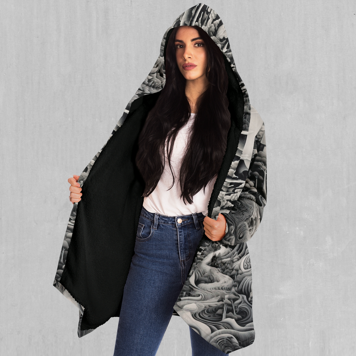 Ethereal Moonlight Cloak (Black Fur)