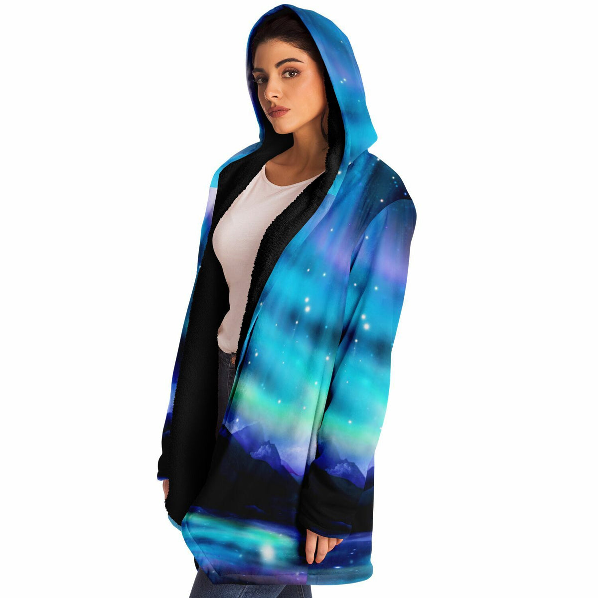 Northern Lights Cloak (Black Fur)