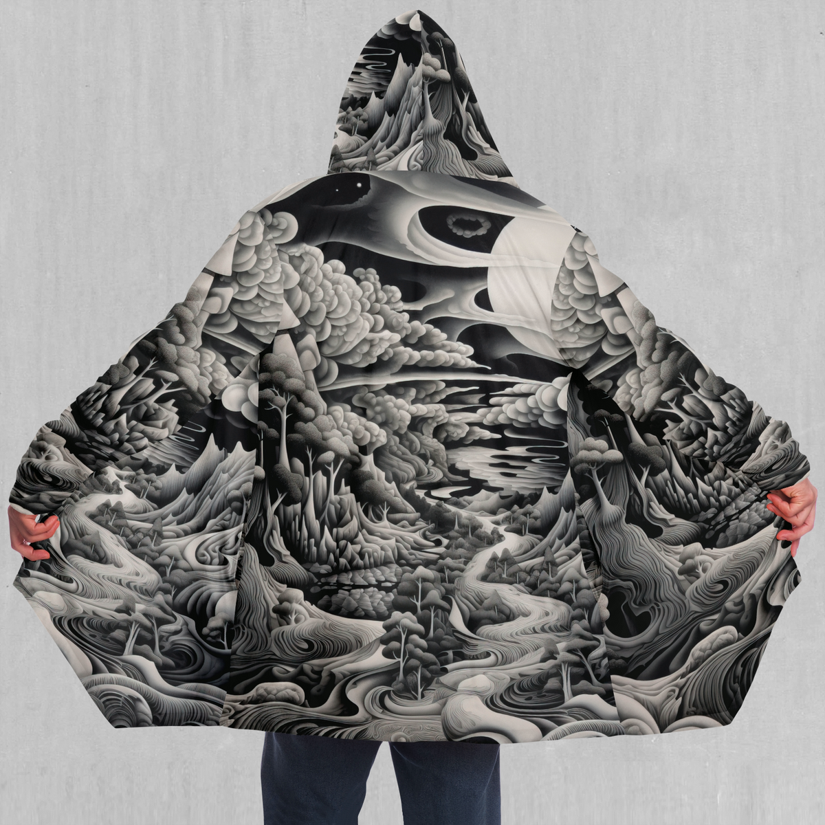 Ethereal Moonlight Cloak (Black Fur)