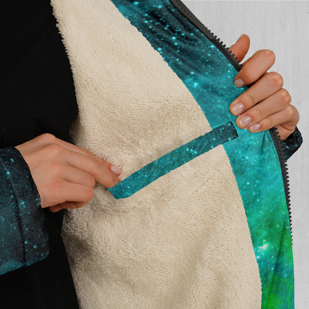 Acidic Realm Zip Up Cloak (White Fur)