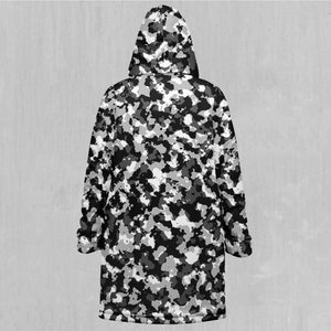 Arctic Camo Zip Up Cloak (Black Fur)