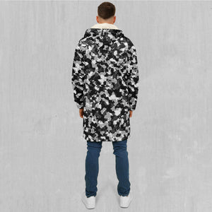 Arctic Camo Zip Up Cloak (White Fur)