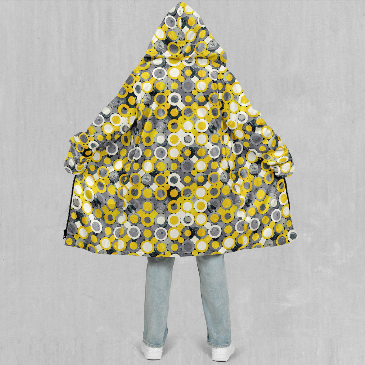 Bass Boosted Zip Up Cloak (White Fur)