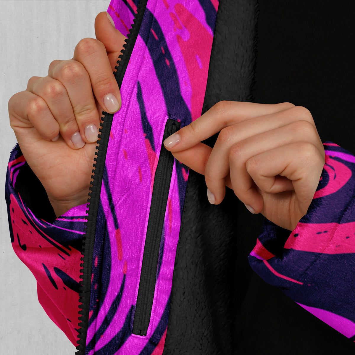 Candy Drip Zip Up Cloak (Black Fur)