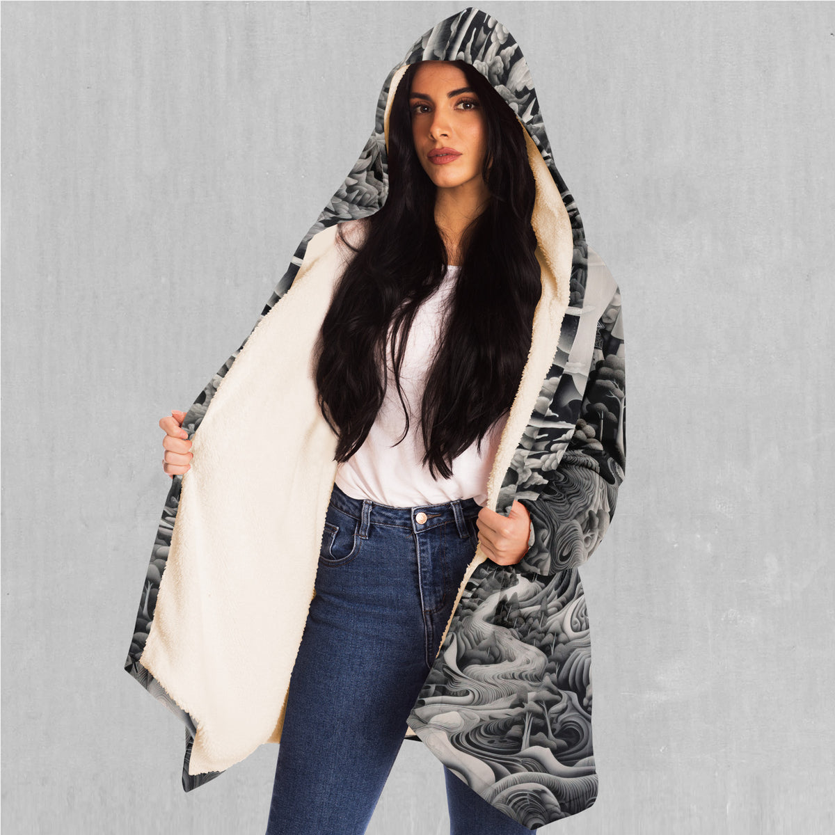 Ethereal Moonlight Cloak (White Fur)