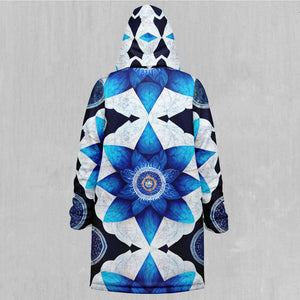 Delphinium Mandala Zip Up Cloak (Black Fur)