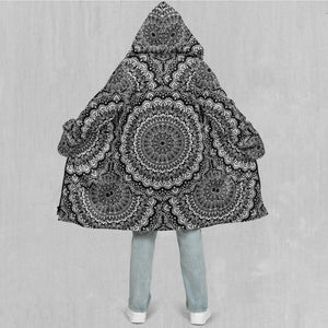 Floral Mandala Zip Up Cloak (Black Fur)