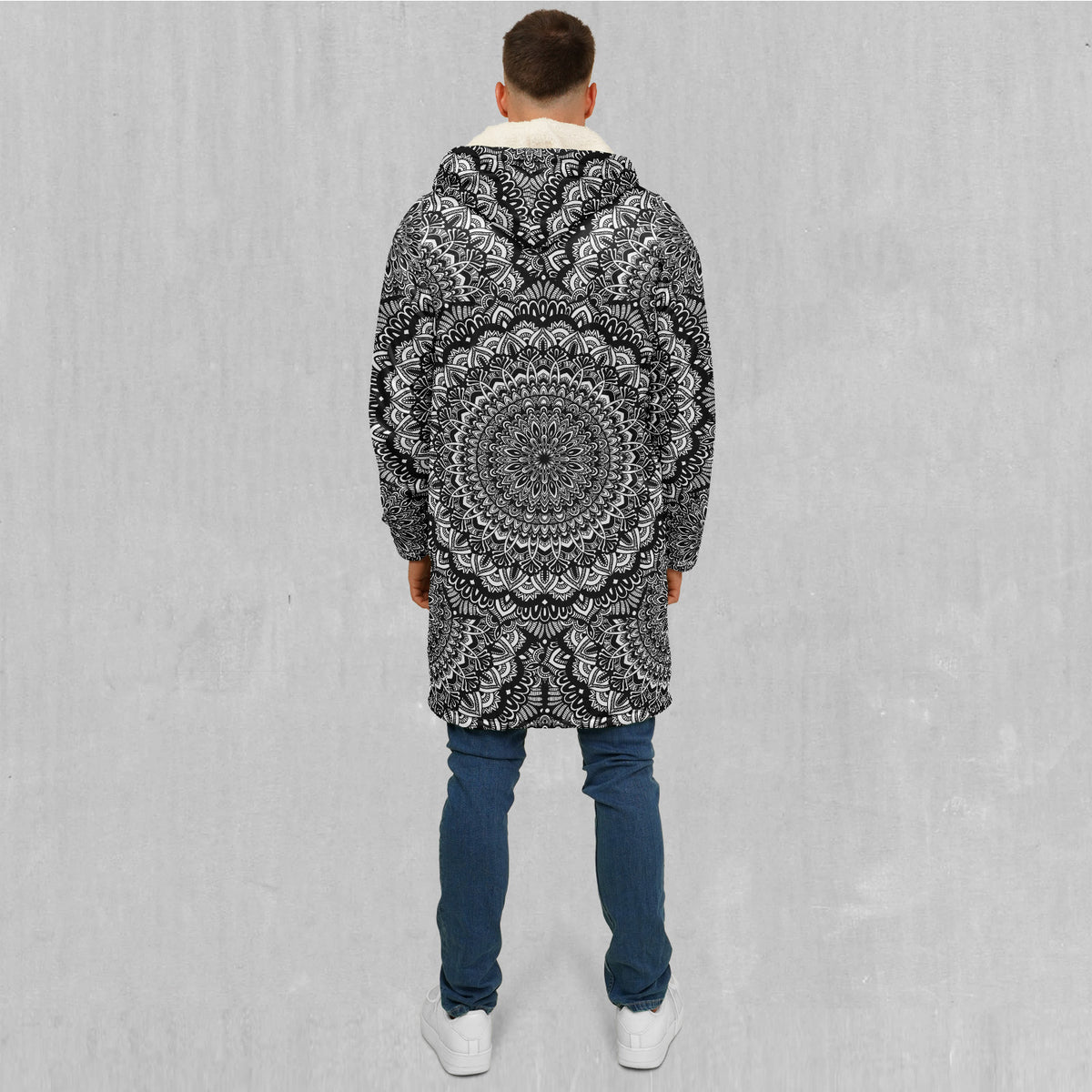 Floral Mandala Zip Up Cloak (White Fur)