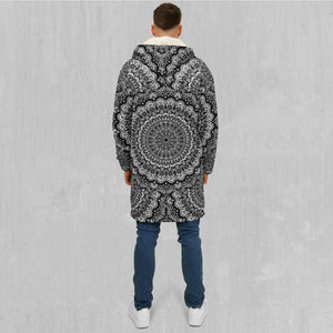 Floral Mandala Zip Up Cloak (White Fur)