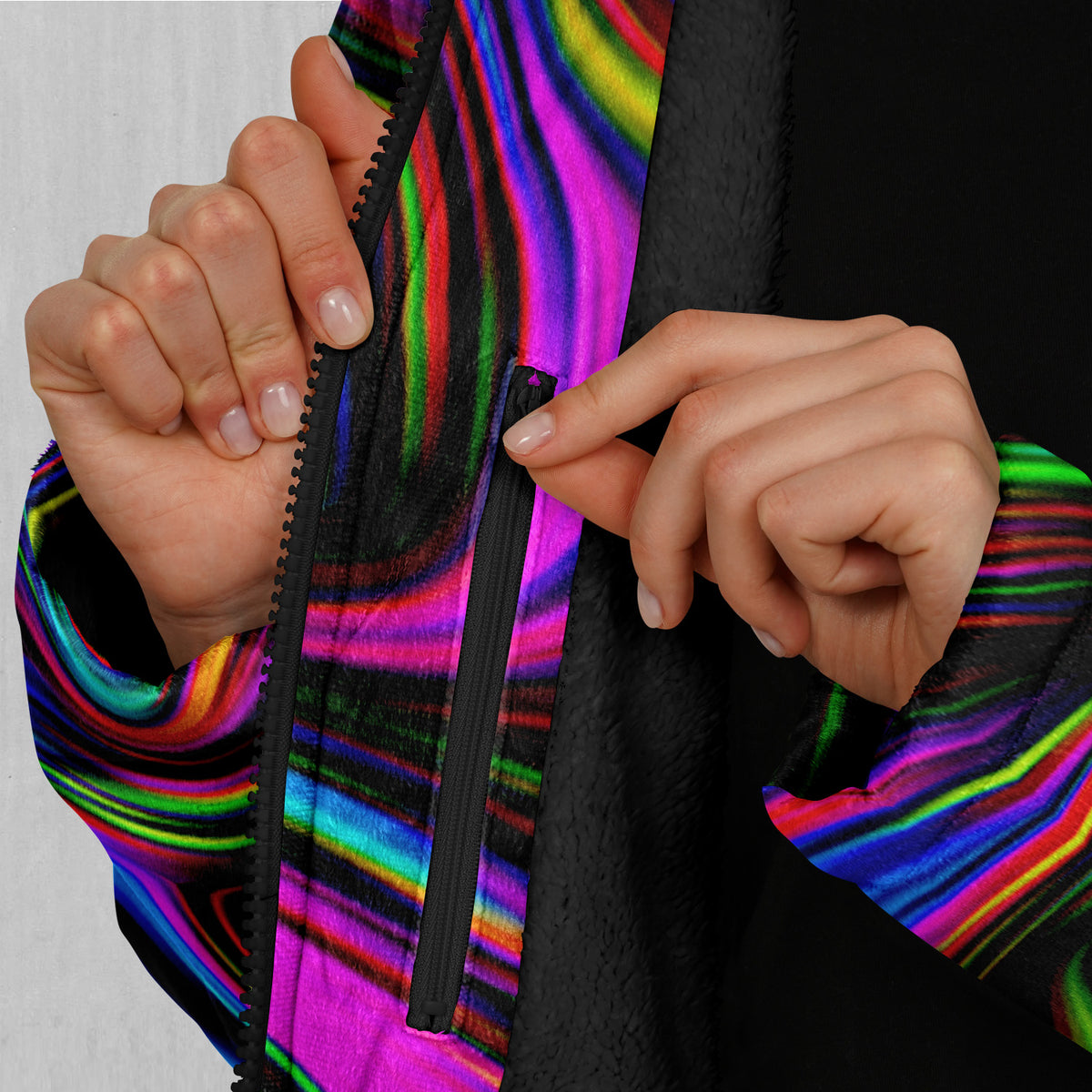 Psychedelic Waves Zip Up Cloak (Black Fur)