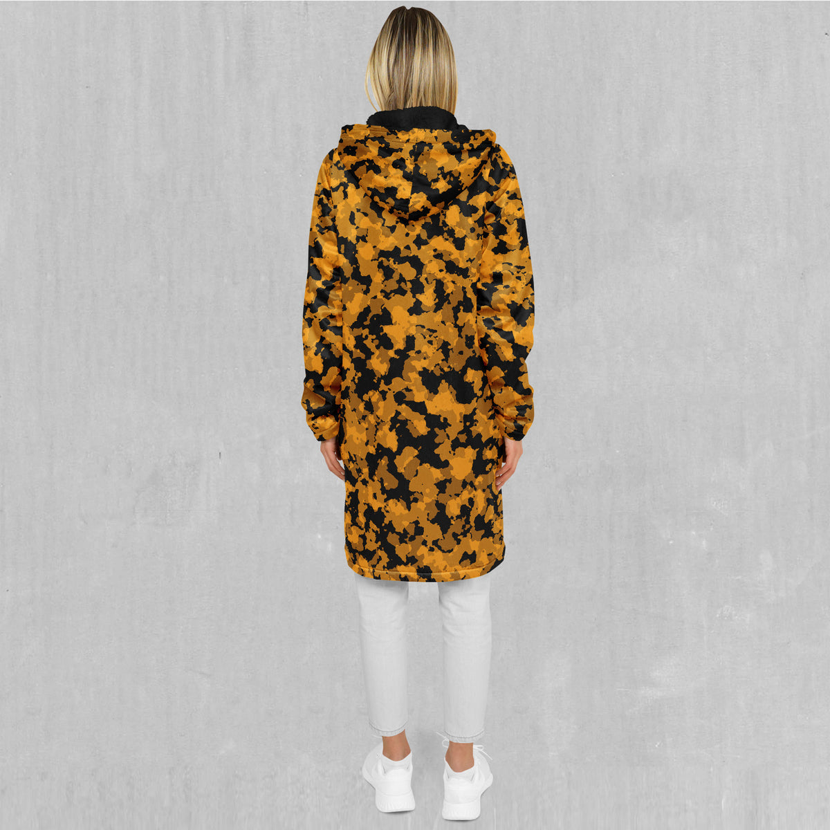 Stinger Yellow Camo Zip Up Cloak (Black Fur)