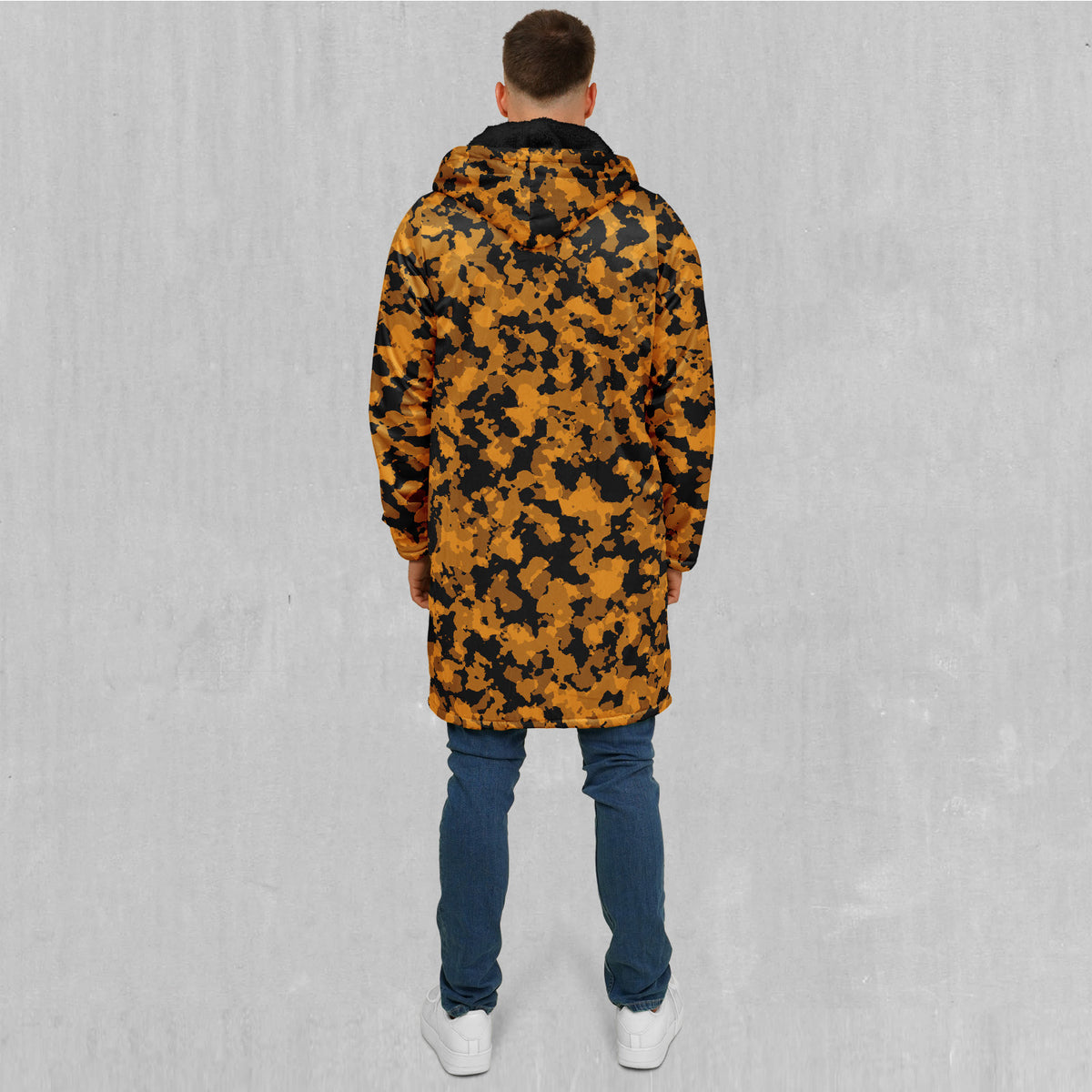 Stinger Yellow Camo Zip Up Cloak (Black Fur)