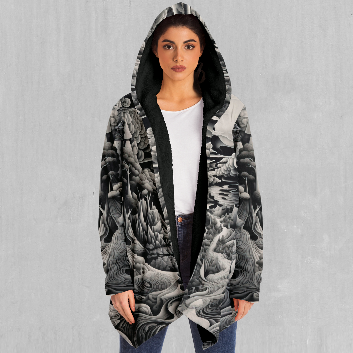 Ethereal Moonlight Cloak (Black Fur)