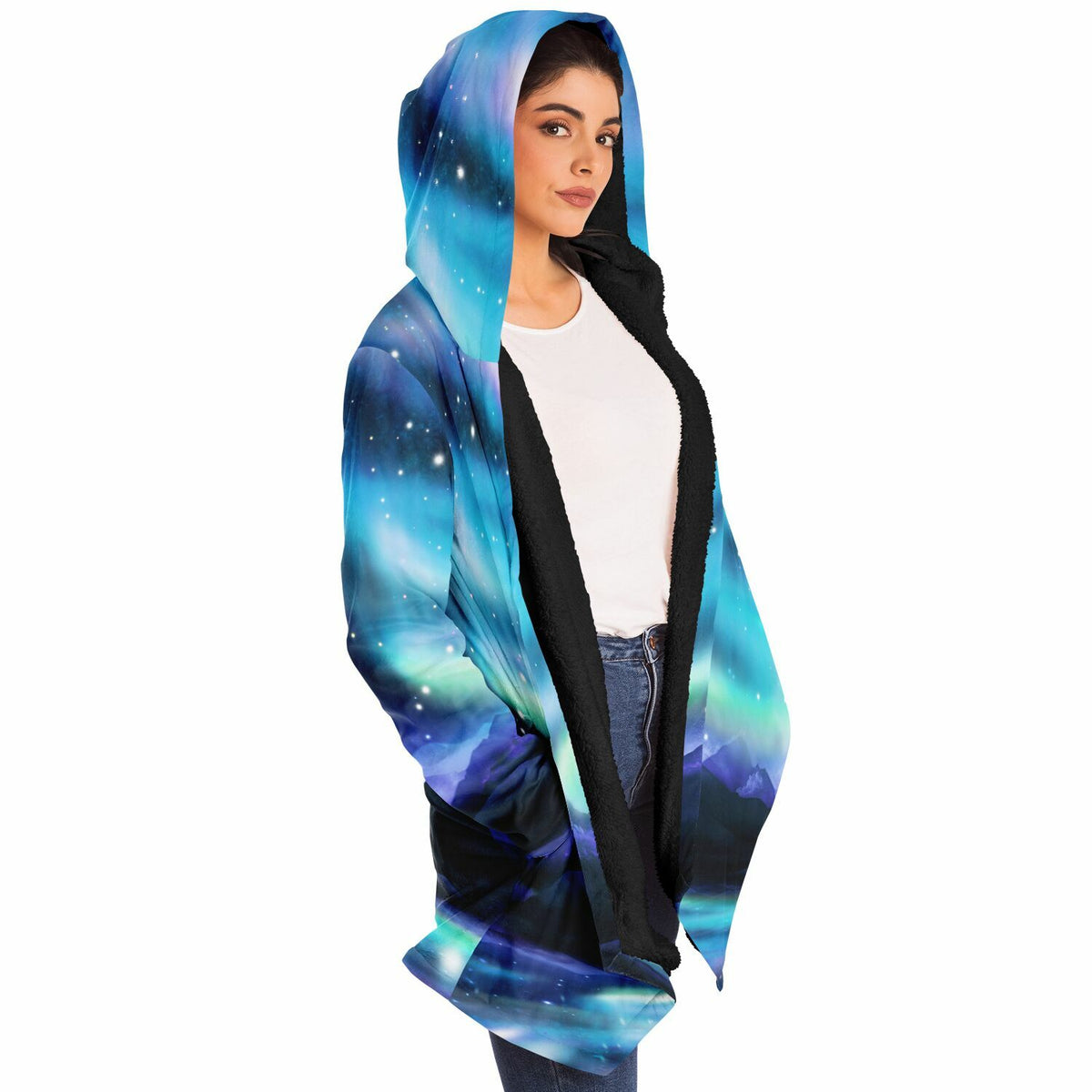 Northern Lights Cloak (Black Fur)