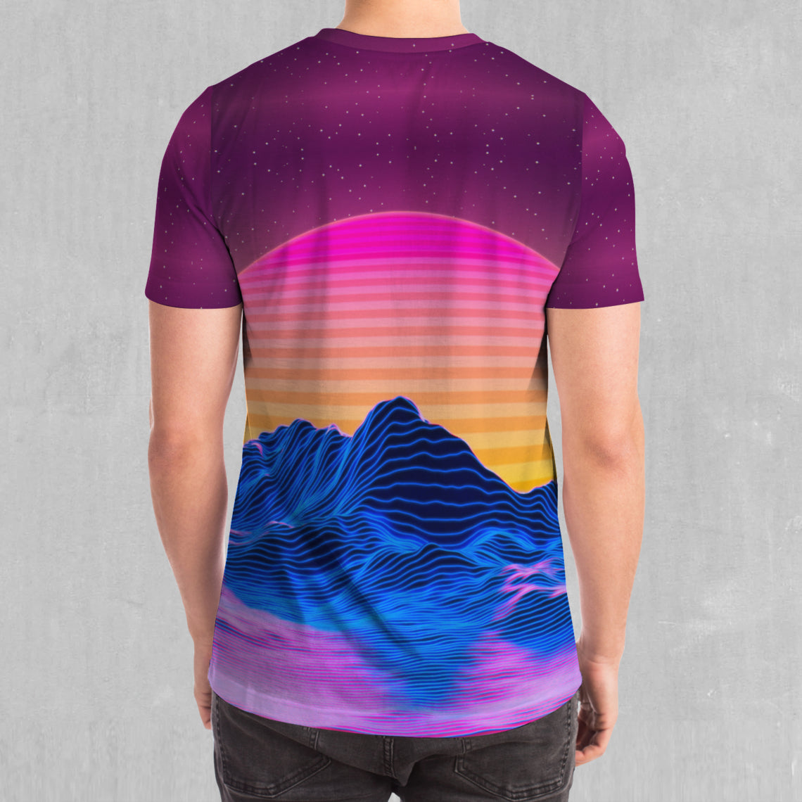 Radial Glow Tee