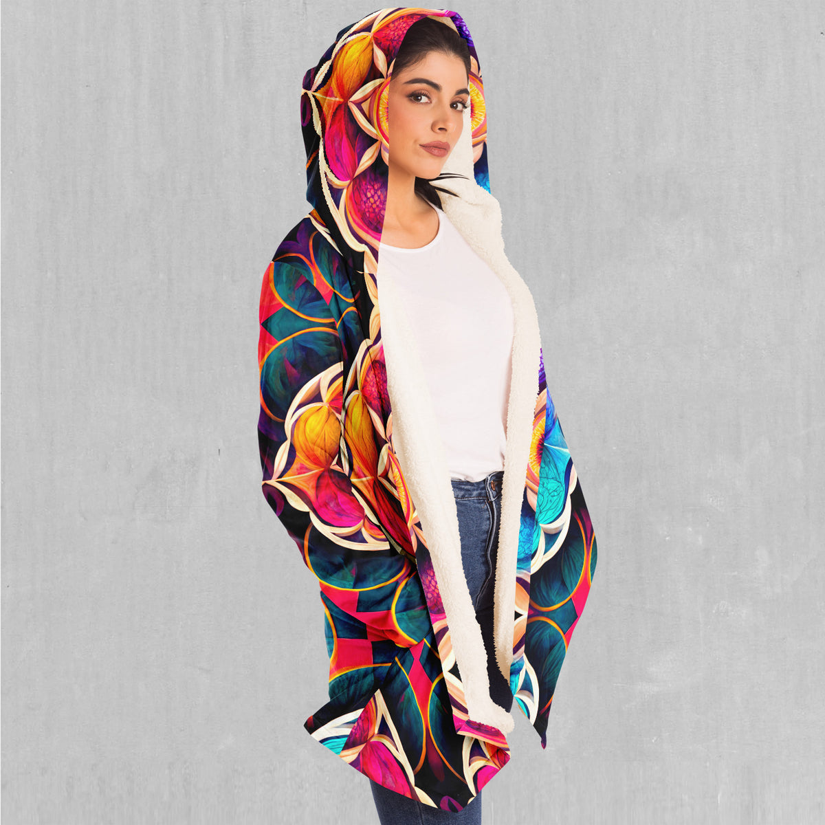 Blossoming Spectrum Cloak