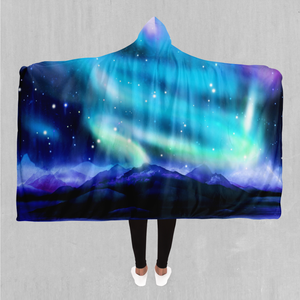 Northern Lights Hooded Blanket - Azimuth Clothing
