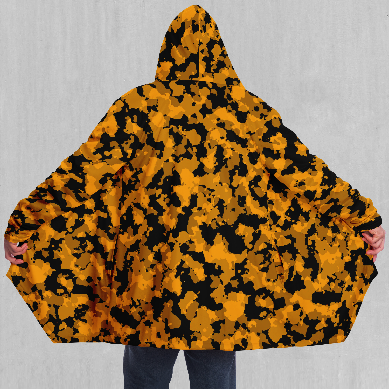 Stinger Yellow Camo Cloak