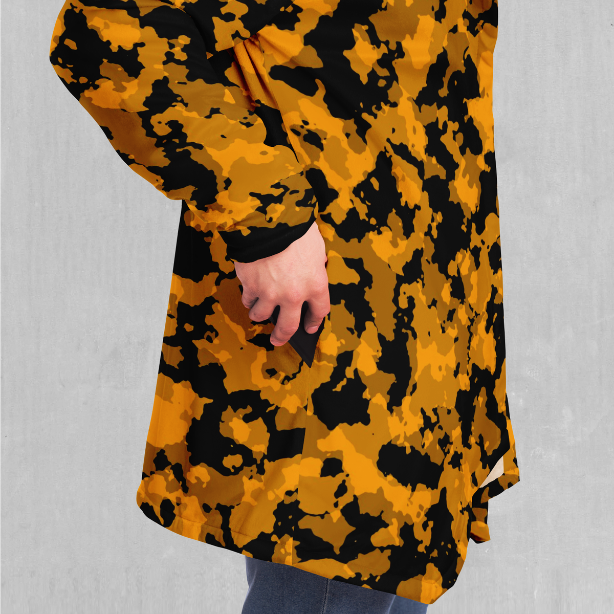 Stinger Yellow Camo Cloak