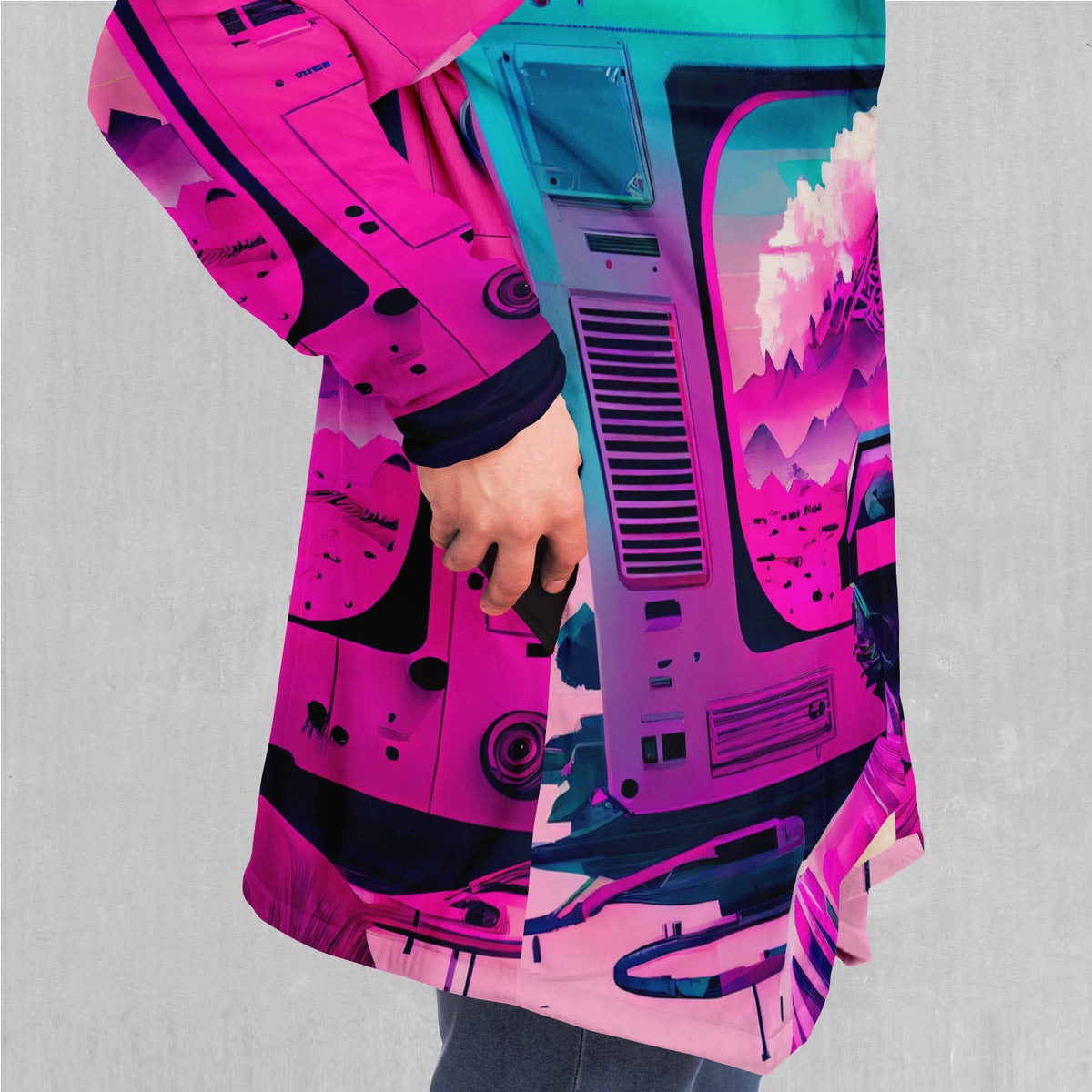 Virtual Voyage Cloak