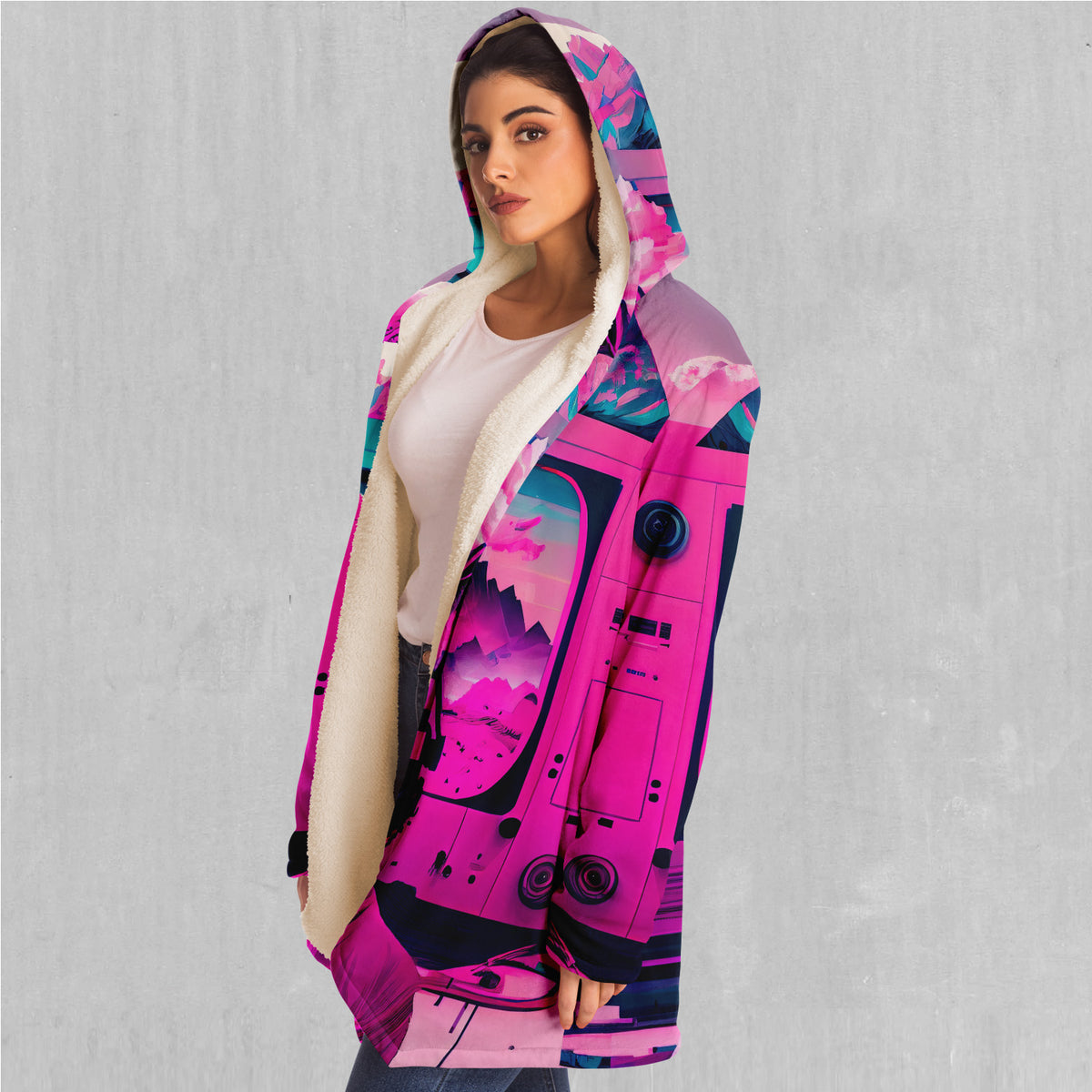 Virtual Voyage Cloak