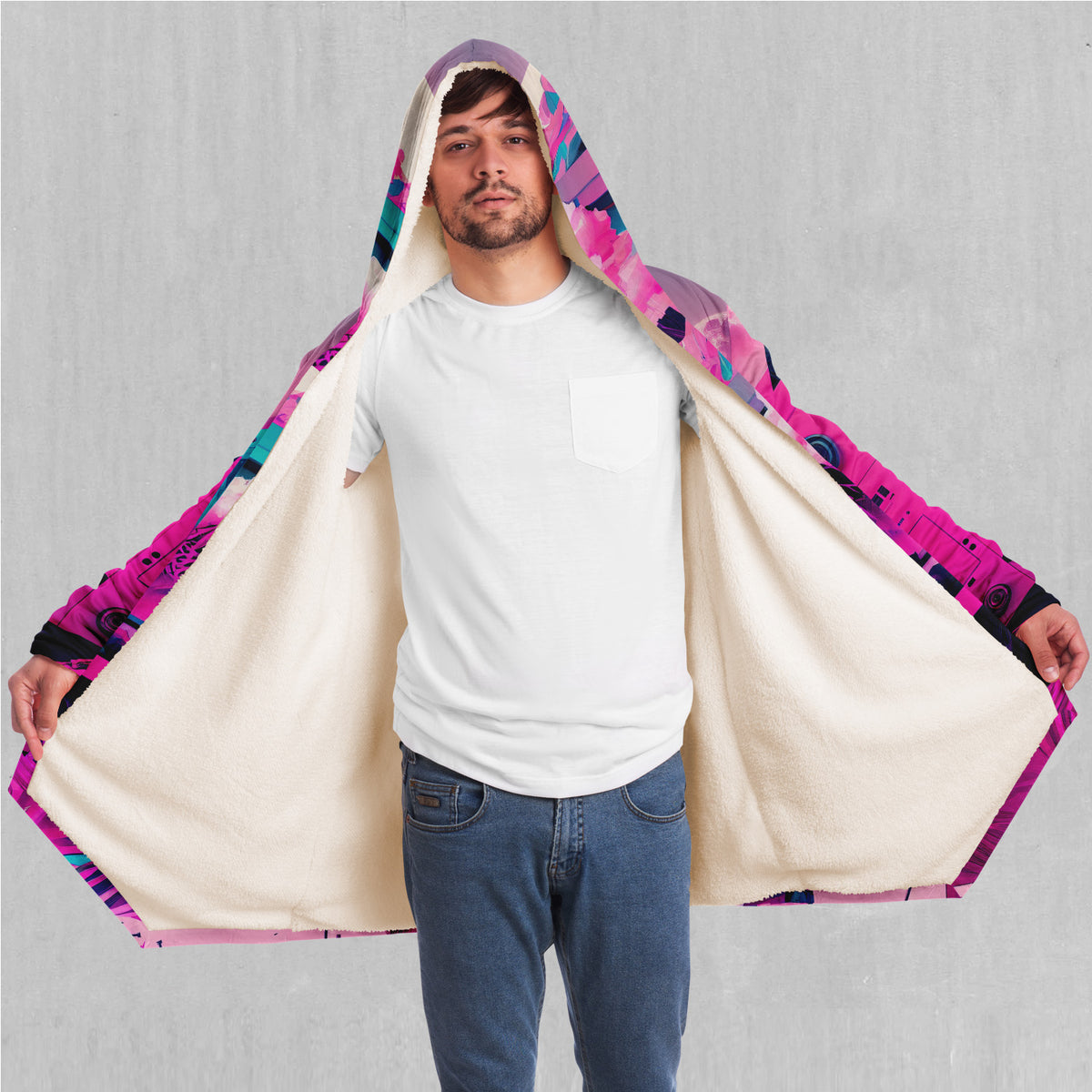 Virtual Voyage Cloak