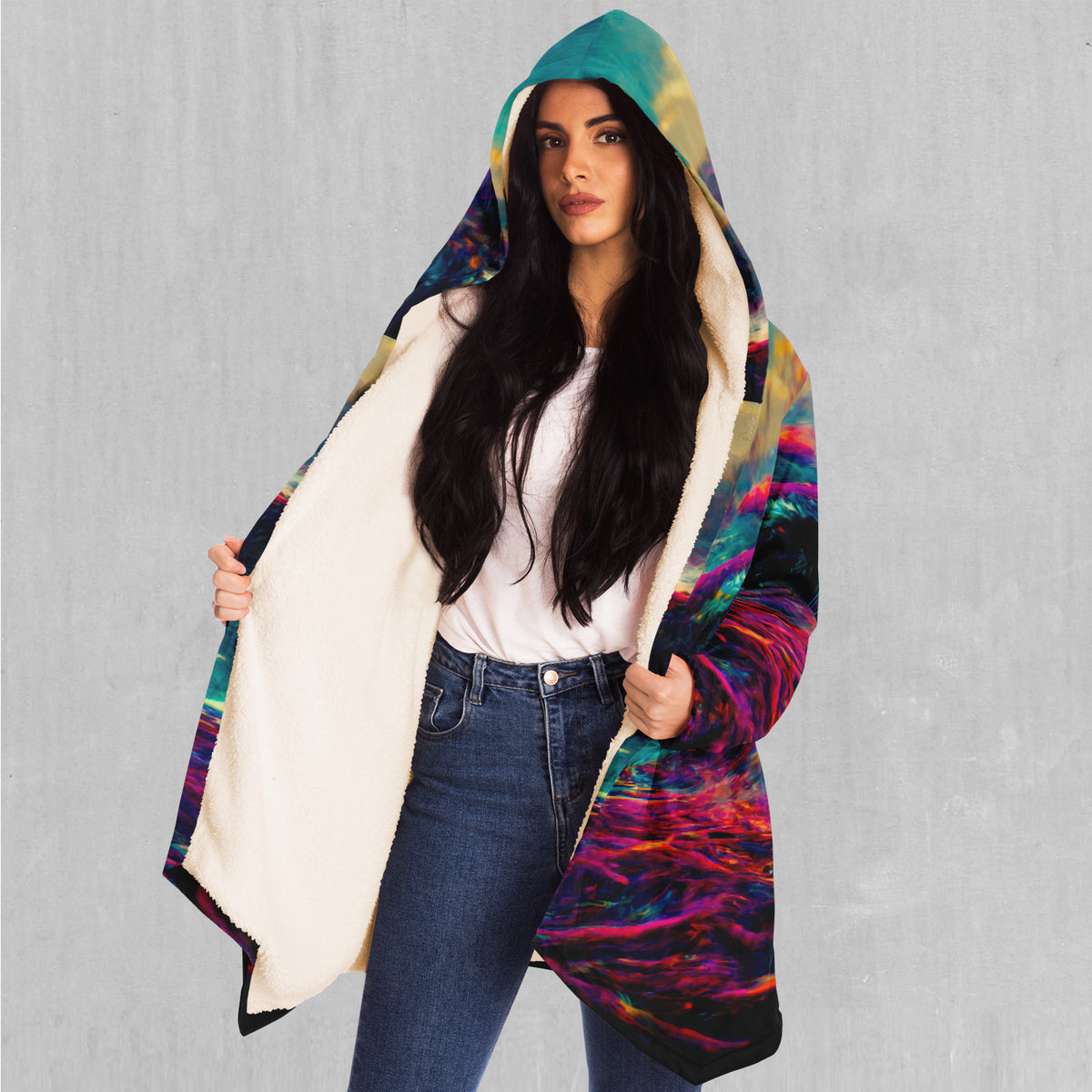 Mind-Bending Sea Cloak